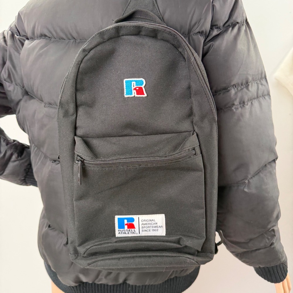 Russell Athletic Sling Bag Womens Black Crossbody Backpack Excellent‎ Condition